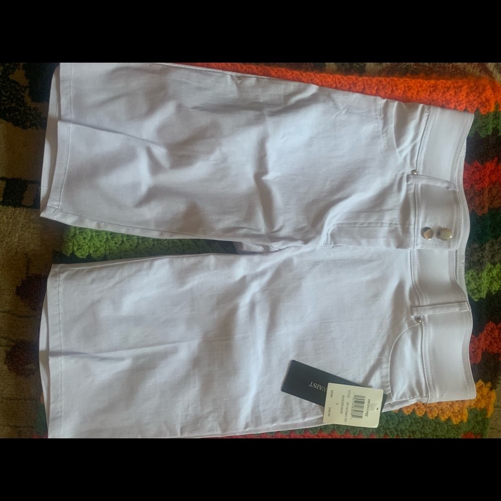 High waist white capri pants